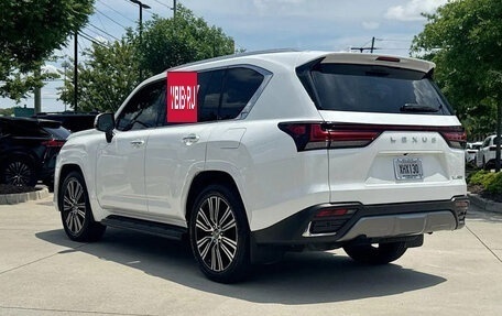 Lexus LX, 2023 год, 13 044 333 рублей, 4 фотография