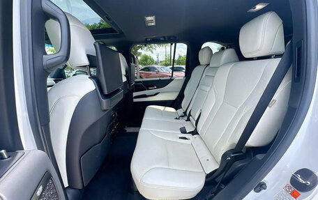 Lexus LX, 2023 год, 13 044 333 рублей, 20 фотография