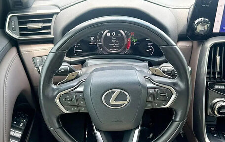 Lexus LX, 2023 год, 13 044 333 рублей, 8 фотография