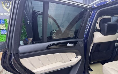 Mercedes-Benz GL-Класс AMG, 2015 год, 3 500 000 рублей, 28 фотография