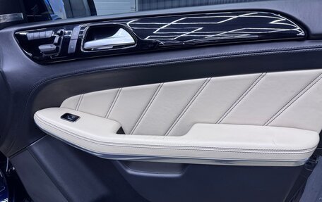 Mercedes-Benz GL-Класс AMG, 2015 год, 3 500 000 рублей, 27 фотография