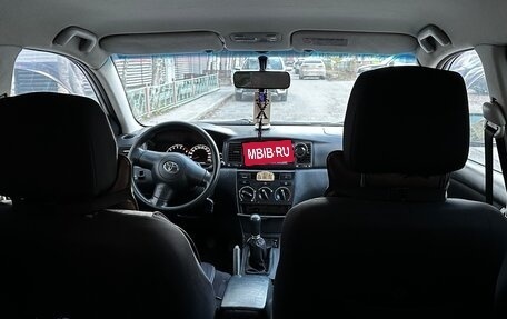 Toyota Corolla, 2004 год, 500 000 рублей, 9 фотография