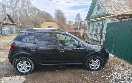 Renault Sandero II рестайлинг, 2017 год, 880 000 рублей, 4 фотография