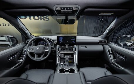Toyota Land Cruiser, 2026 год, 15 800 000 рублей, 22 фотография
