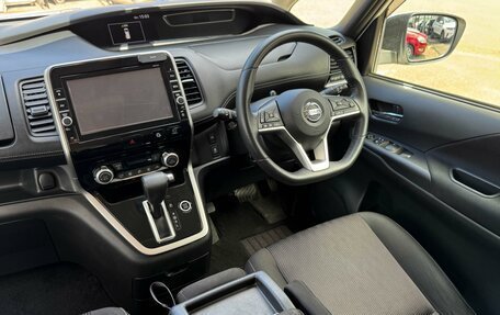 Nissan Serena IV, 2018 год, 1 999 000 рублей, 8 фотография