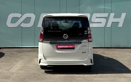 Nissan Serena IV, 2018 год, 1 999 000 рублей, 4 фотография