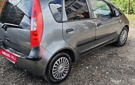 Mitsubishi Colt VI рестайлинг, 2006 год, 270 000 рублей, 2 фотография