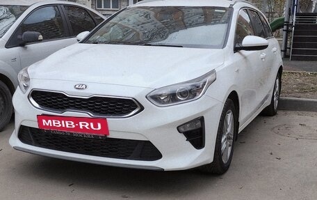 KIA cee'd III, 2019 год, 950 000 рублей, 2 фотография