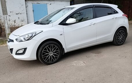 Hyundai i30 II рестайлинг, 2013 год, 1 090 000 рублей, 5 фотография