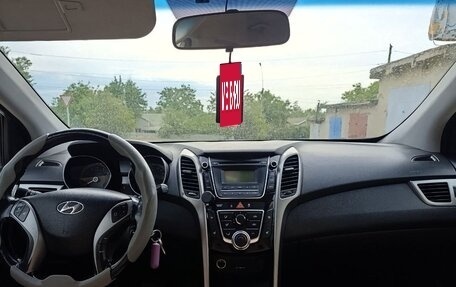 Hyundai i30 II рестайлинг, 2013 год, 1 090 000 рублей, 7 фотография