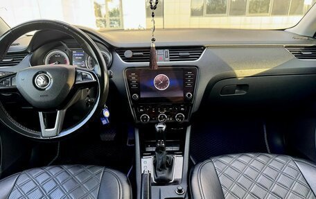 Skoda Octavia, 2017 год, 1 750 000 рублей, 14 фотография
