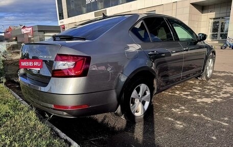 Skoda Octavia, 2017 год, 1 750 000 рублей, 10 фотография