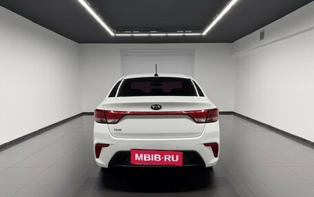 KIA Rio IV, 2017 год, 1 375 000 рублей, 4 фотография