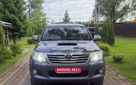Toyota Hilux VII, 2014 год, 2 500 000 рублей, 2 фотография