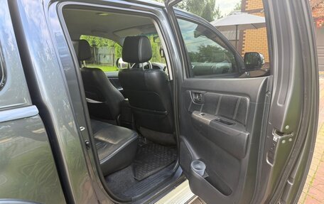 Toyota Hilux VII, 2014 год, 2 500 000 рублей, 11 фотография