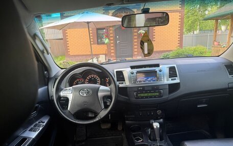 Toyota Hilux VII, 2014 год, 2 500 000 рублей, 8 фотография