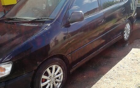 Toyota Ipsum II, 1997 год, 420 000 рублей, 3 фотография