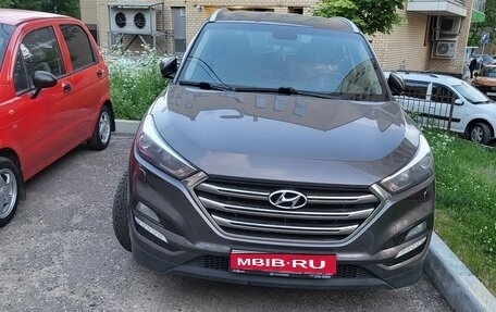 Hyundai Tucson III, 2016 год, 1 800 000 рублей, 1 фотография