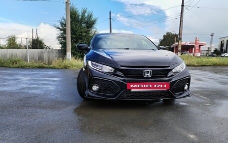 Honda Civic IX, 2018 год, 1 850 000 рублей, 4 фотография