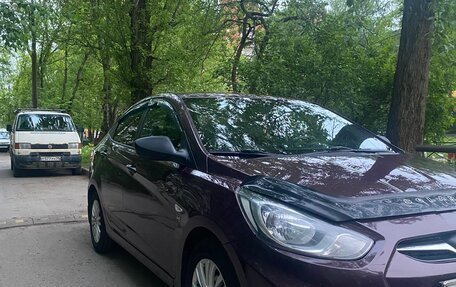 Hyundai Solaris II рестайлинг, 2014 год, 850 000 рублей, 5 фотография