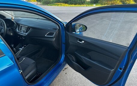 Hyundai Solaris II рестайлинг, 2018 год, 1 390 000 рублей, 9 фотография