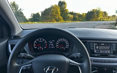 Hyundai Solaris II рестайлинг, 2018 год, 1 390 000 рублей, 12 фотография