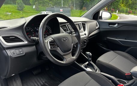 Hyundai Solaris II рестайлинг, 2021 год, 1 555 000 рублей, 14 фотография