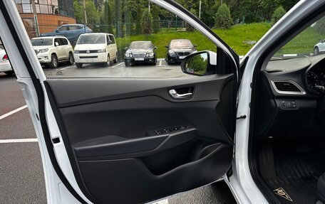 Hyundai Solaris II рестайлинг, 2021 год, 1 555 000 рублей, 15 фотография