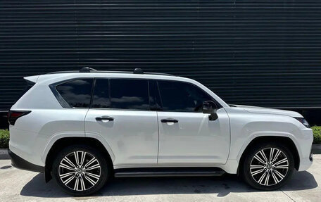 Lexus LX, 2024 год, 14 171 537 рублей, 4 фотография