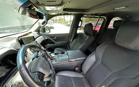 Lexus LX, 2024 год, 14 171 537 рублей, 17 фотография