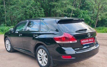 Toyota Venza I, 2013 год, 1 880 000 рублей, 4 фотография