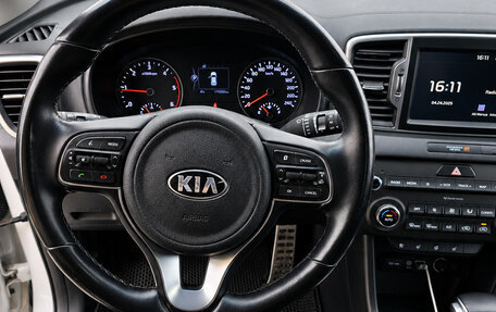 KIA Sportage IV рестайлинг, 2018 год, 1 790 000 рублей, 10 фотография