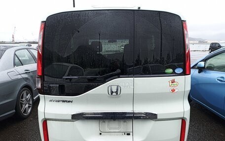 Honda Stepwgn IV, 2017 год, 1 850 000 рублей, 9 фотография
