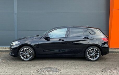 BMW 1 серия, 2019 год, 2 279 000 рублей, 2 фотография