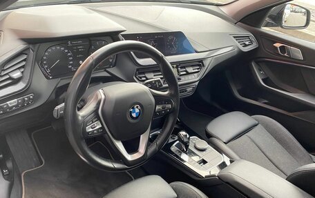 BMW 1 серия, 2019 год, 2 279 000 рублей, 5 фотография