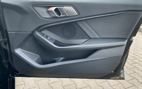 BMW 1 серия, 2019 год, 2 279 000 рублей, 13 фотография