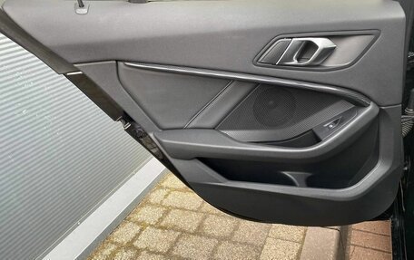 BMW 1 серия, 2019 год, 2 279 000 рублей, 14 фотография