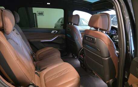 BMW X7, 2021 год, 8 490 000 рублей, 36 фотография