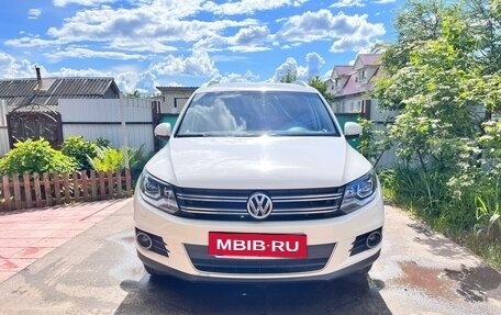 Volkswagen Tiguan I, 2011 год, 1 400 000 рублей, 2 фотография
