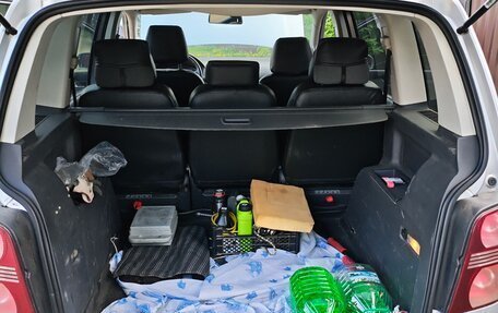 Volkswagen Touran III, 2008 год, 700 000 рублей, 3 фотография