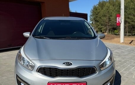 KIA cee'd III, 2016 год, 1 250 000 рублей, 2 фотография