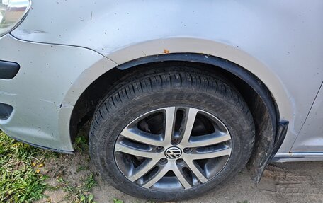 Volkswagen Touran III, 2008 год, 700 000 рублей, 11 фотография