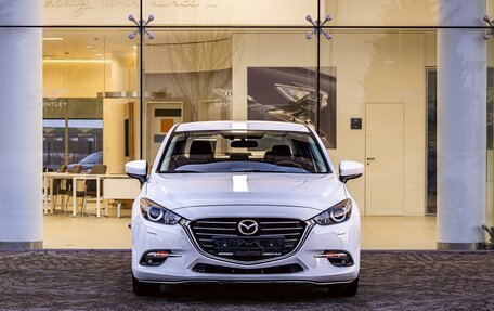 Mazda 3, 2018 год, 1 355 000 рублей, 2 фотография