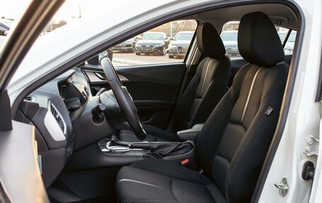 Mazda 3, 2018 год, 1 355 000 рублей, 11 фотография