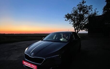 Skoda Rapid II, 2022 год, 2 100 000 рублей, 9 фотография