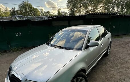 Skoda Superb III рестайлинг, 2007 год, 550 000 рублей, 12 фотография