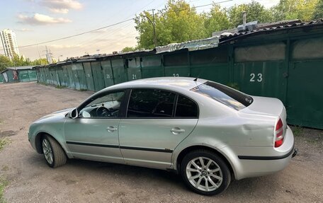 Skoda Superb III рестайлинг, 2007 год, 550 000 рублей, 11 фотография