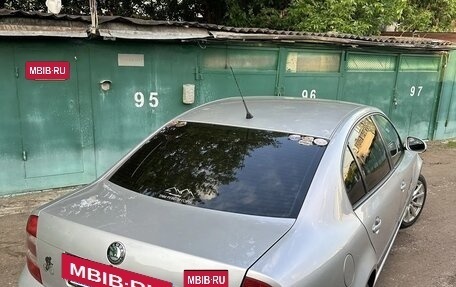 Skoda Superb III рестайлинг, 2007 год, 550 000 рублей, 7 фотография
