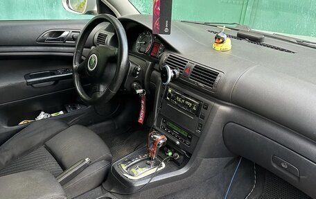 Skoda Superb III рестайлинг, 2007 год, 550 000 рублей, 21 фотография