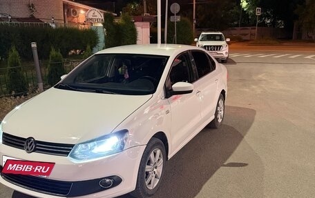 Volkswagen Polo VI (EU Market), 2013 год, 720 000 рублей, 2 фотография